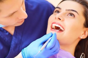 Patient knows about the benefits of routine teeth cleanings